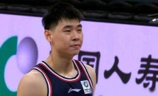 开云体育入口-阿拉瓦斯球员受伤离场，团队战斗力下降