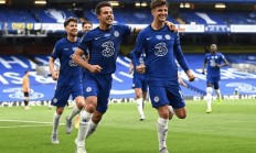 开云体育官方网站-阿贾克斯客场战平皇家社会，欧冠出线形势严峻