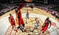 开云体育在线-异时空激战，浙江硬骨头遇上拉文关键先生