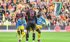 开云体育官网-雷恩主场不敌亚眠，遭遇连败