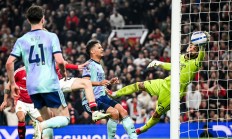 开云体育官网-热那亚球场上演精彩进攻狂欢的简单介绍