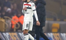 开云体育在线-曼联被利物浦逆转，索尔斯克愈发挣扎