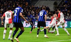 开云体育官方网站-国际足球盛宴连连上演，欧洲国家队争锋相对的简单介绍