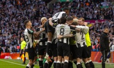 开云平台-诺里奇城主场大胜纽卡斯尔，保持主场不败纪录