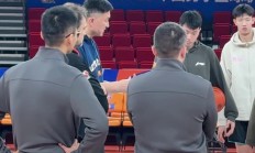 开云体育-广东宏远vs上海大鲨鱼恒大杯决赛开打的简单介绍