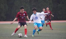 开云APP-阿尔勒斯堡球员努力拼搏，不畏强敌