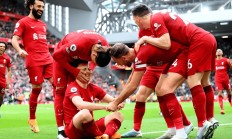 开云体育官方网站-利物浦对阵热刺：决胜关键时刻