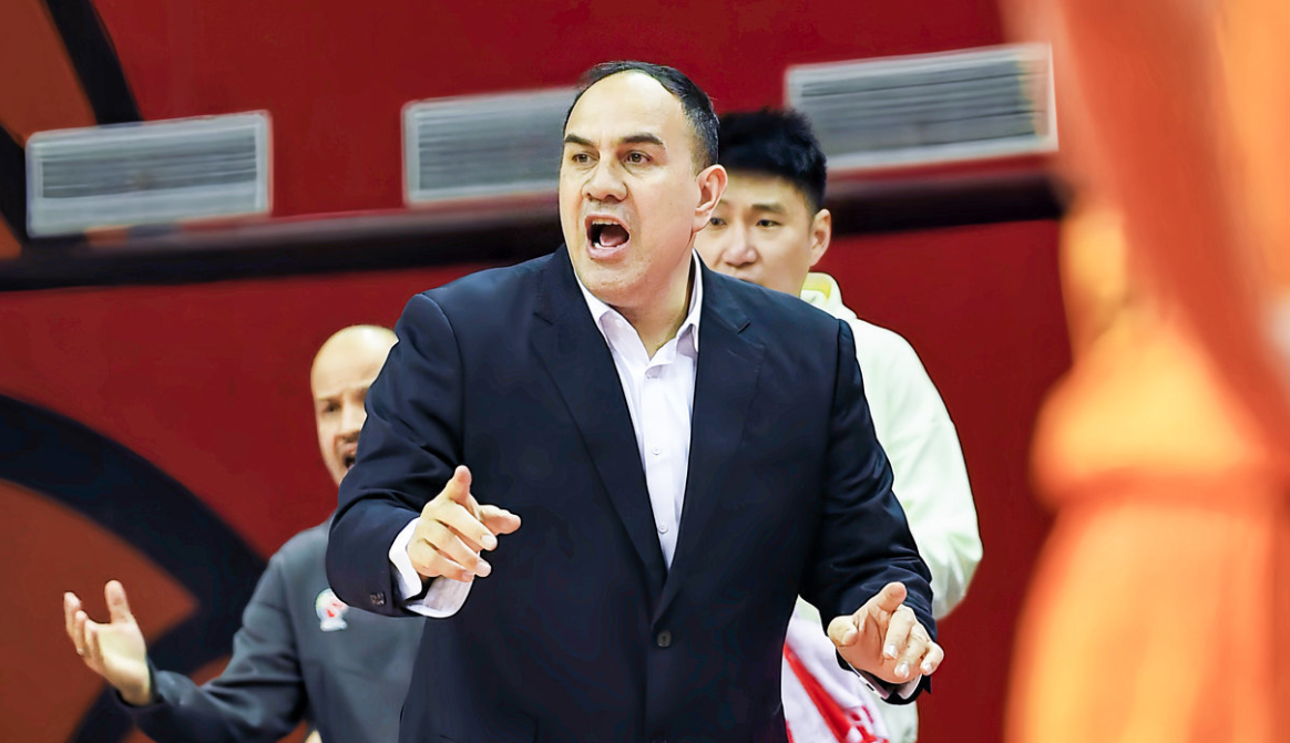 包含宁波男篮新主教练亮相，力求提升球队实力的词条