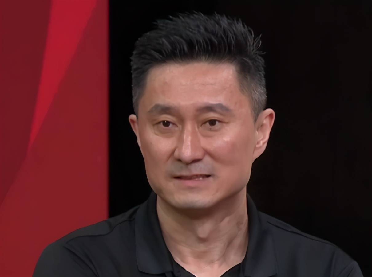 实力碾压对手，取得压倒性胜利赢得赞誉的简单介绍