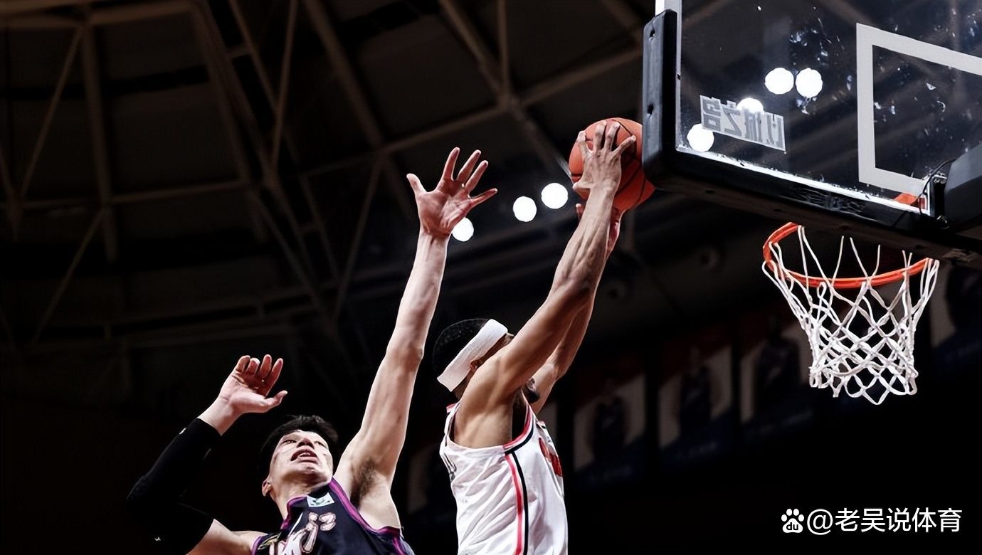 广东队后卫表现稳定球迷赞不绝口的简单介绍