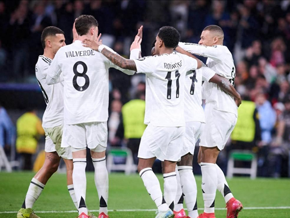 皇马主场热血，球迷期待胜利的到来