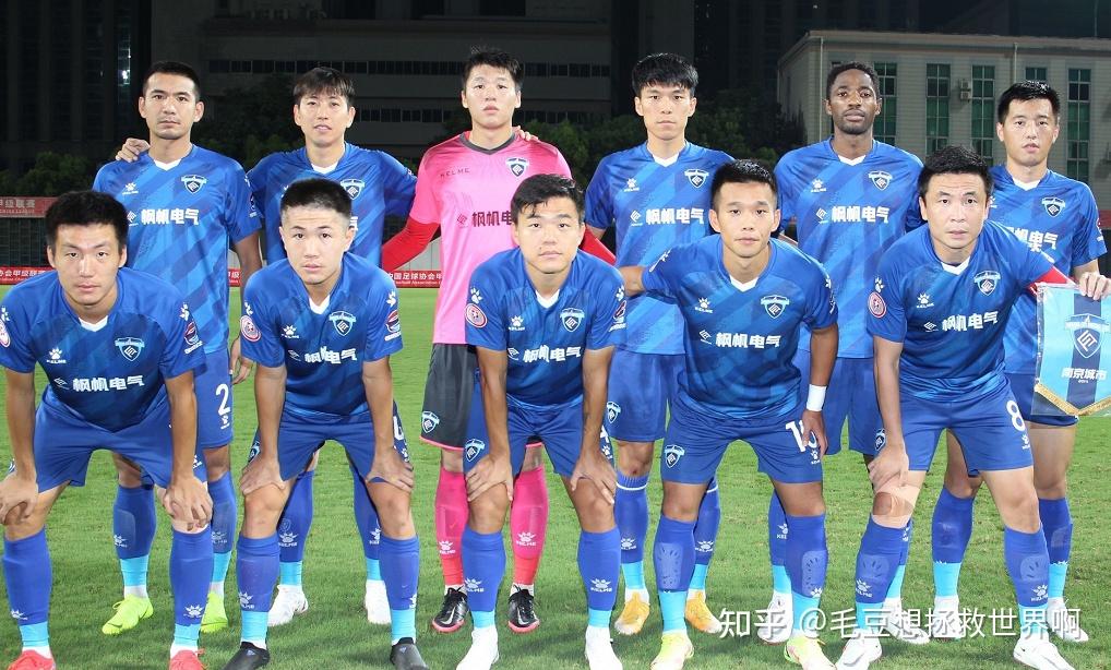 南京队面对劲旅，拼尽全力挑战对手