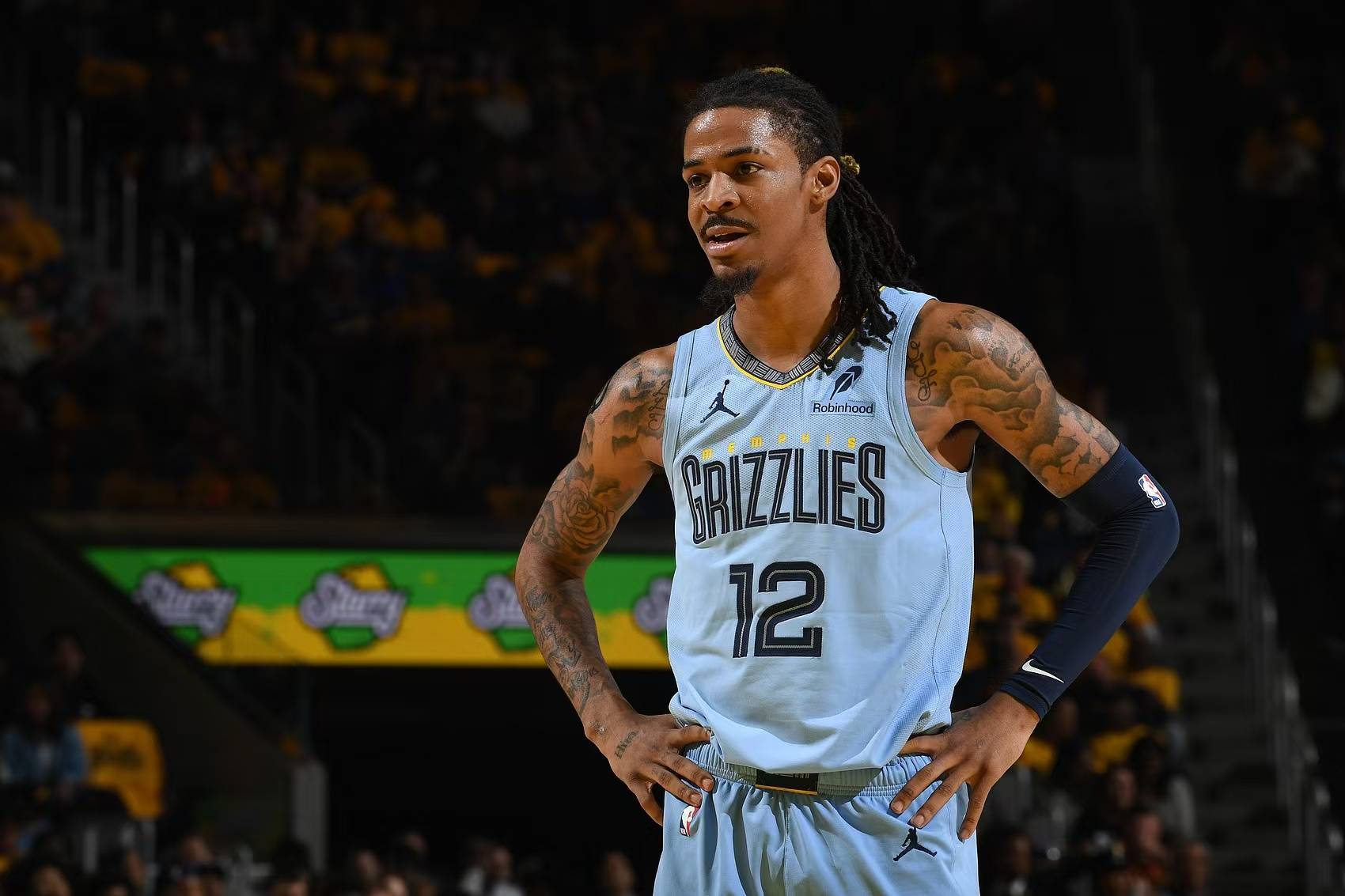 灰熊队突破困境,以坚韧斗志取得胜利 灰熊队突破困境,以坚韧斗志取得胜利