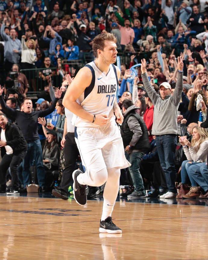 关于独行侠引援成效显著，重返卫冕路途的信息