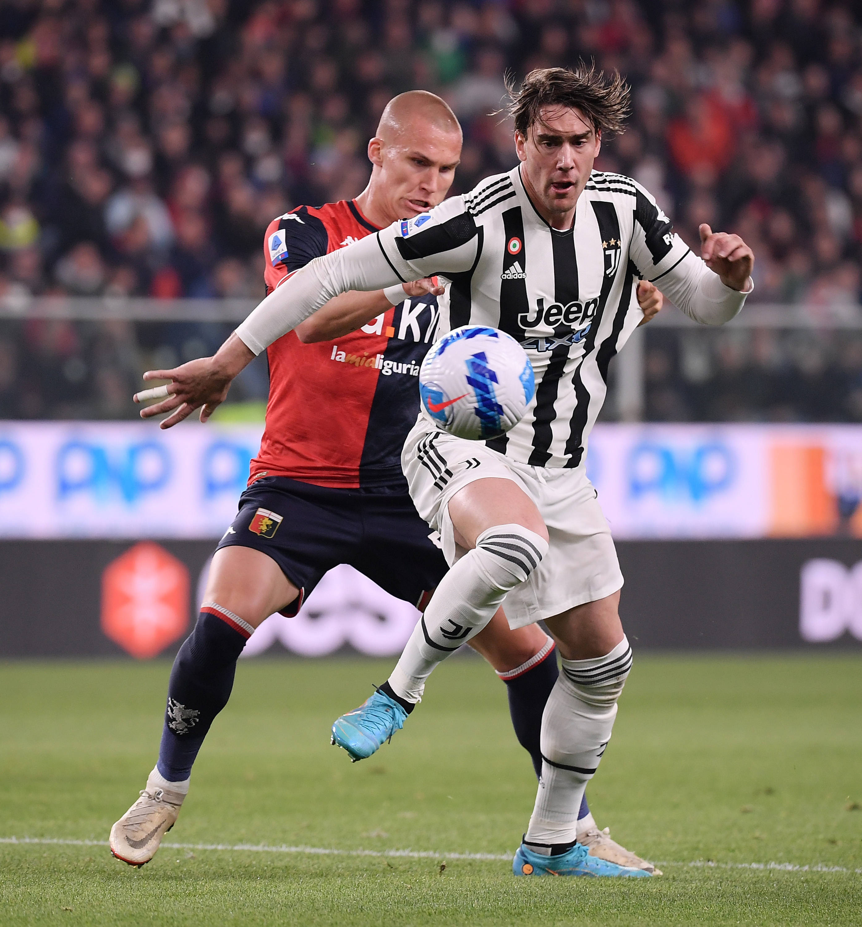 意甲球员恢复训练状态，备战新赛季