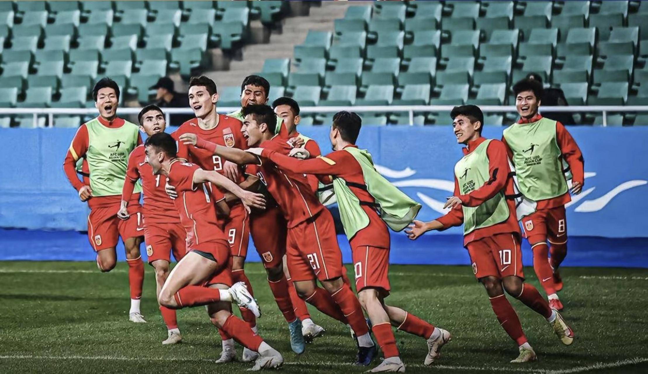 足球赛场传来好消息，球员展现出色表现