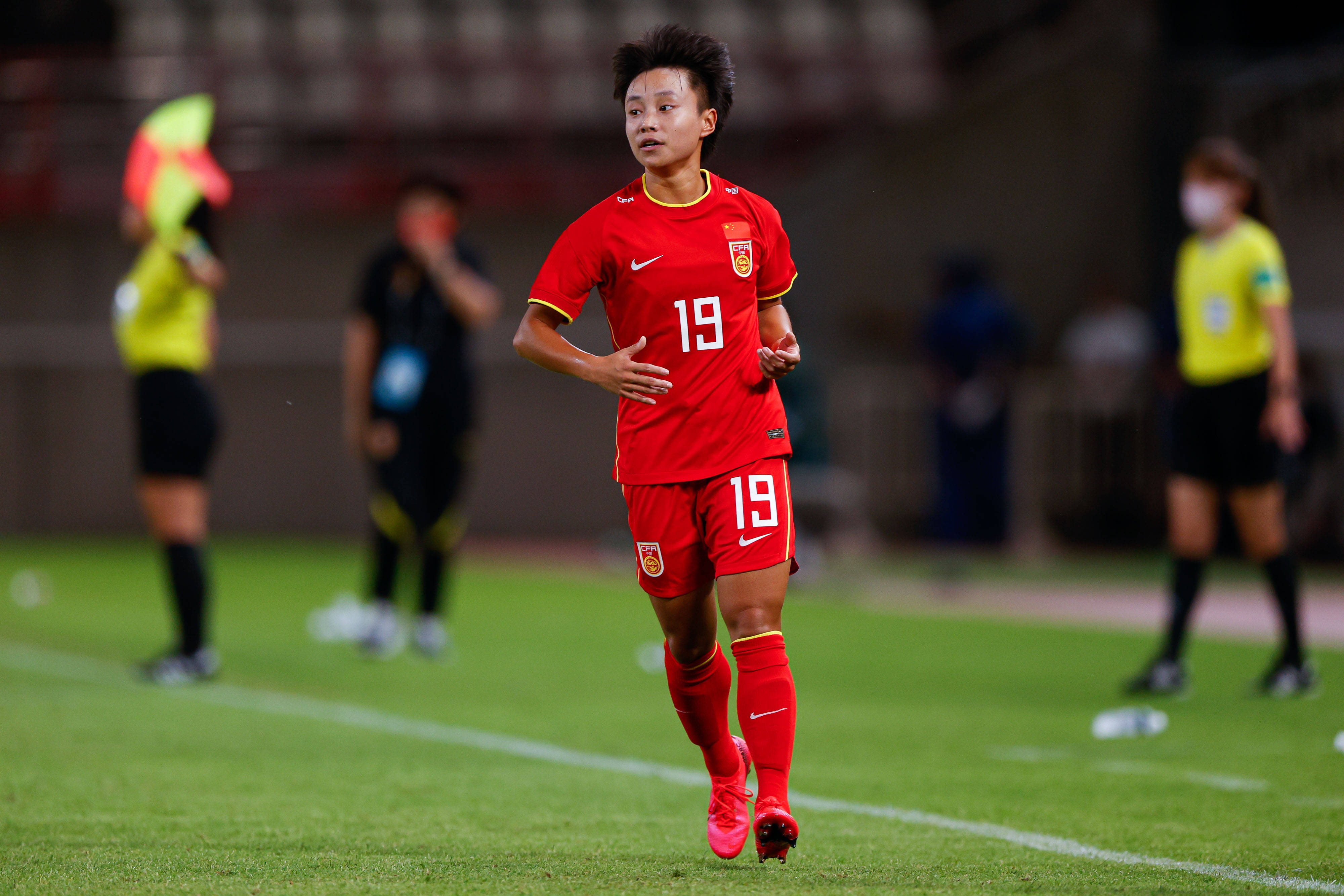 关于瑞士女足取得开门红，迈出成功第一步的信息