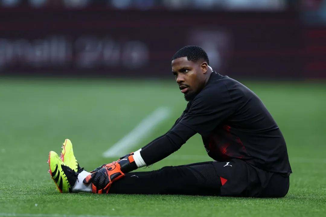 米兰俱乐部深陷危机，需尽快调整状态