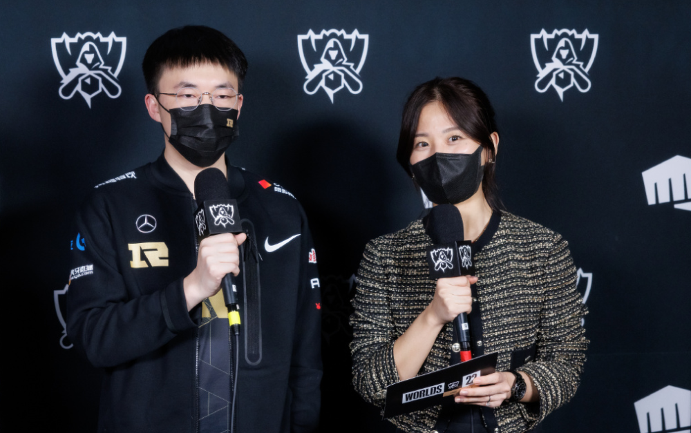 关于DFM鏖战MAD，Scout线上压制力十足宿敌对决八强赛，让粉丝疯狂欢呼的信息