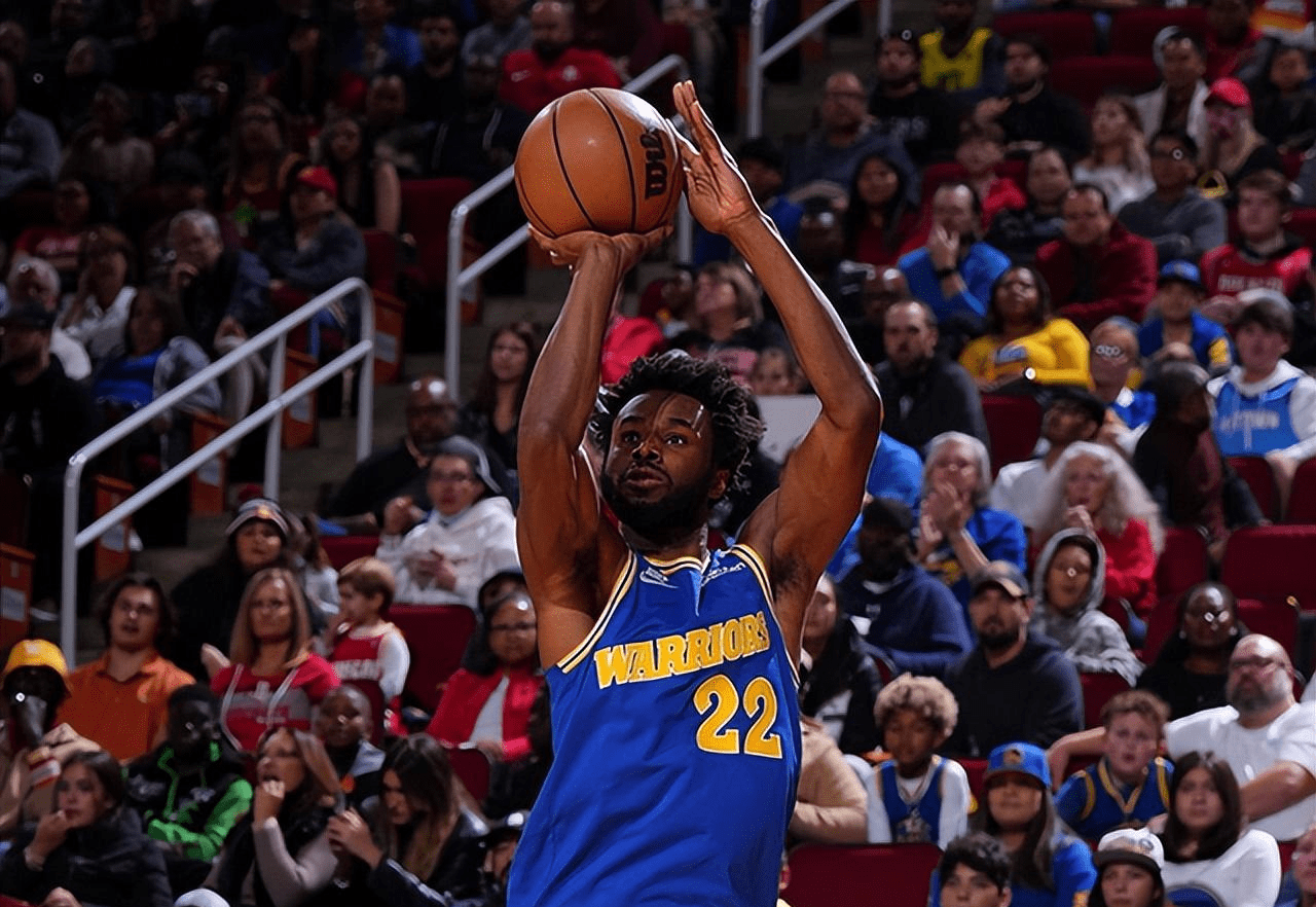 勇士吞蛋勒布朗再现全能表演