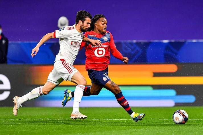 雷恩主场不敌亚眠,遭遇连败 雷恩主场不敌亚眠,遭遇连败