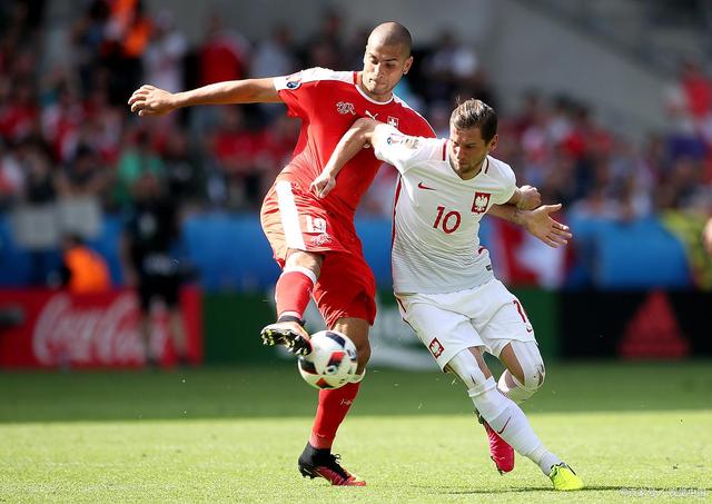 土耳其不敌瑞士，出线形势岌岌可危