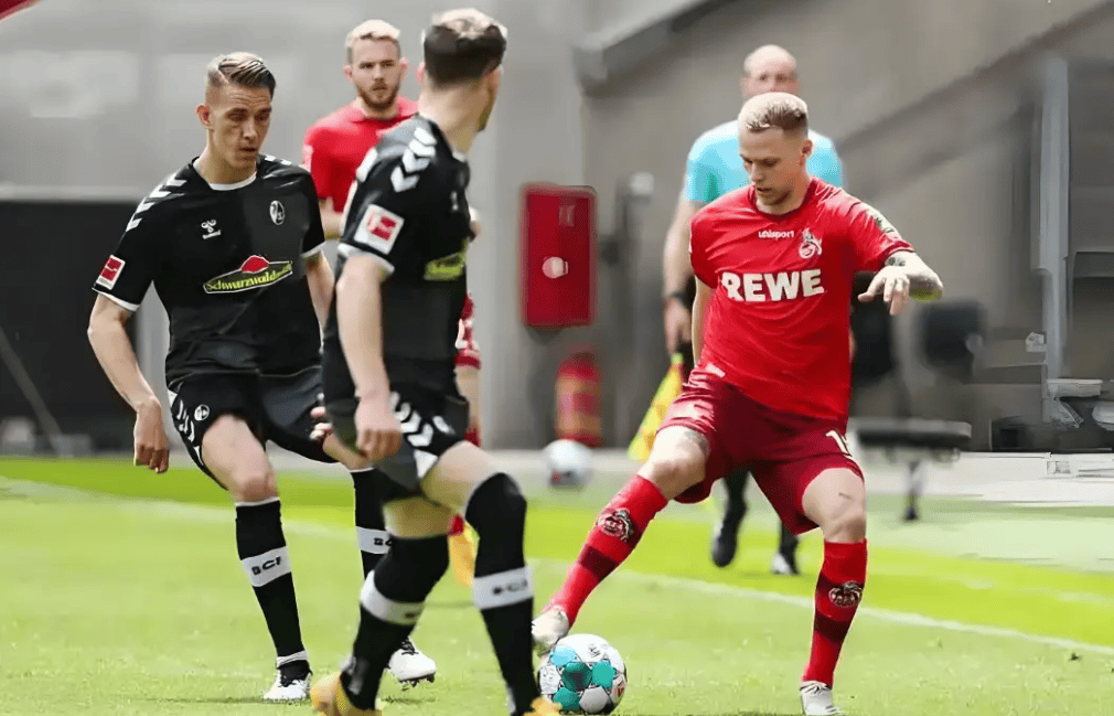 弗赖堡在德国联赛赛场上打出了漂亮的一战 弗赖堡在德国联赛赛场上打出了漂亮的一战