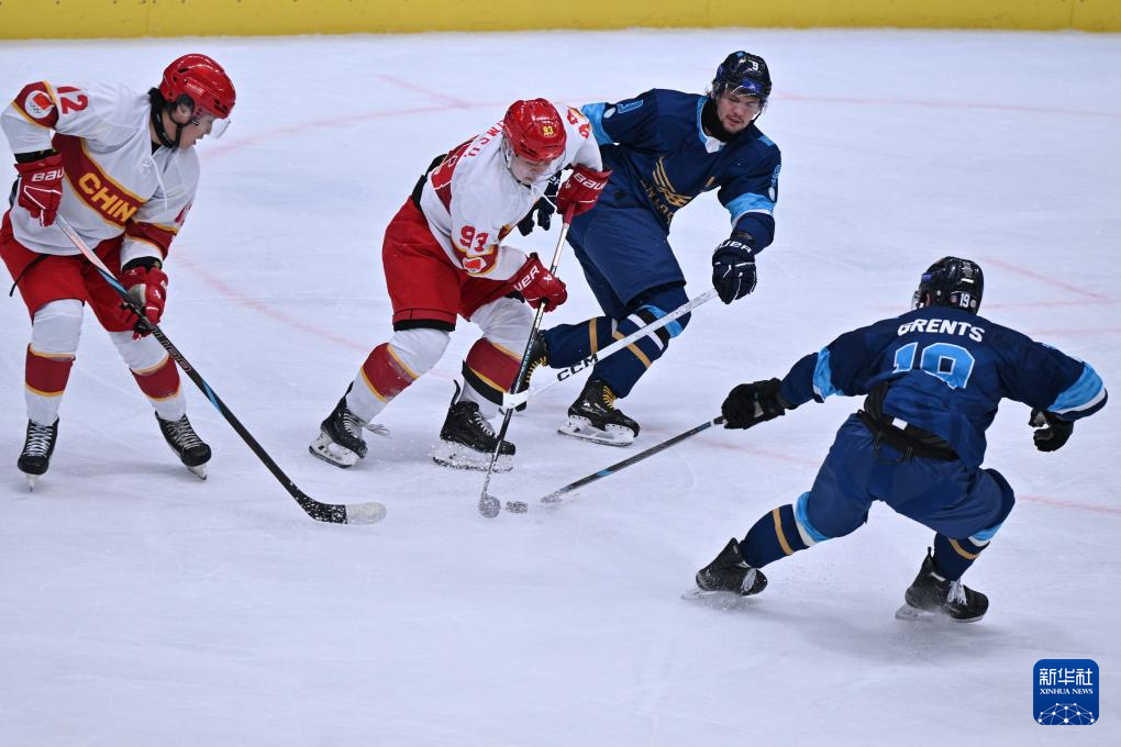 马其顿冰球队携手取胜半决晋级