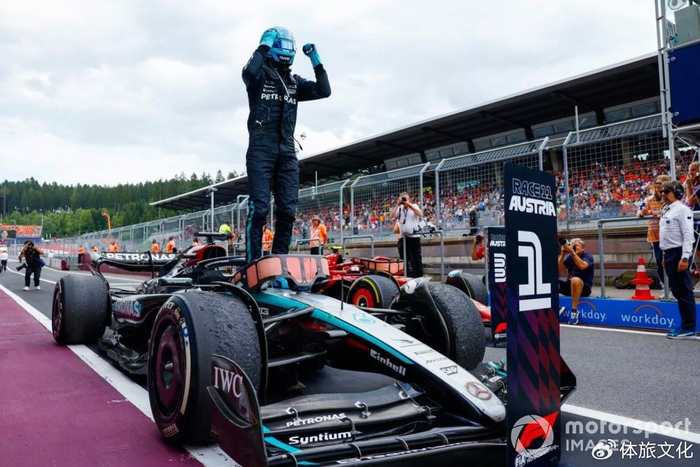 关于梅赛德斯轻取索伯车队，勒克莱尔惊艳四座的信息