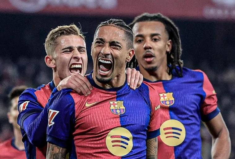 巴萨轻取塞维利亚，佩德里统治全场