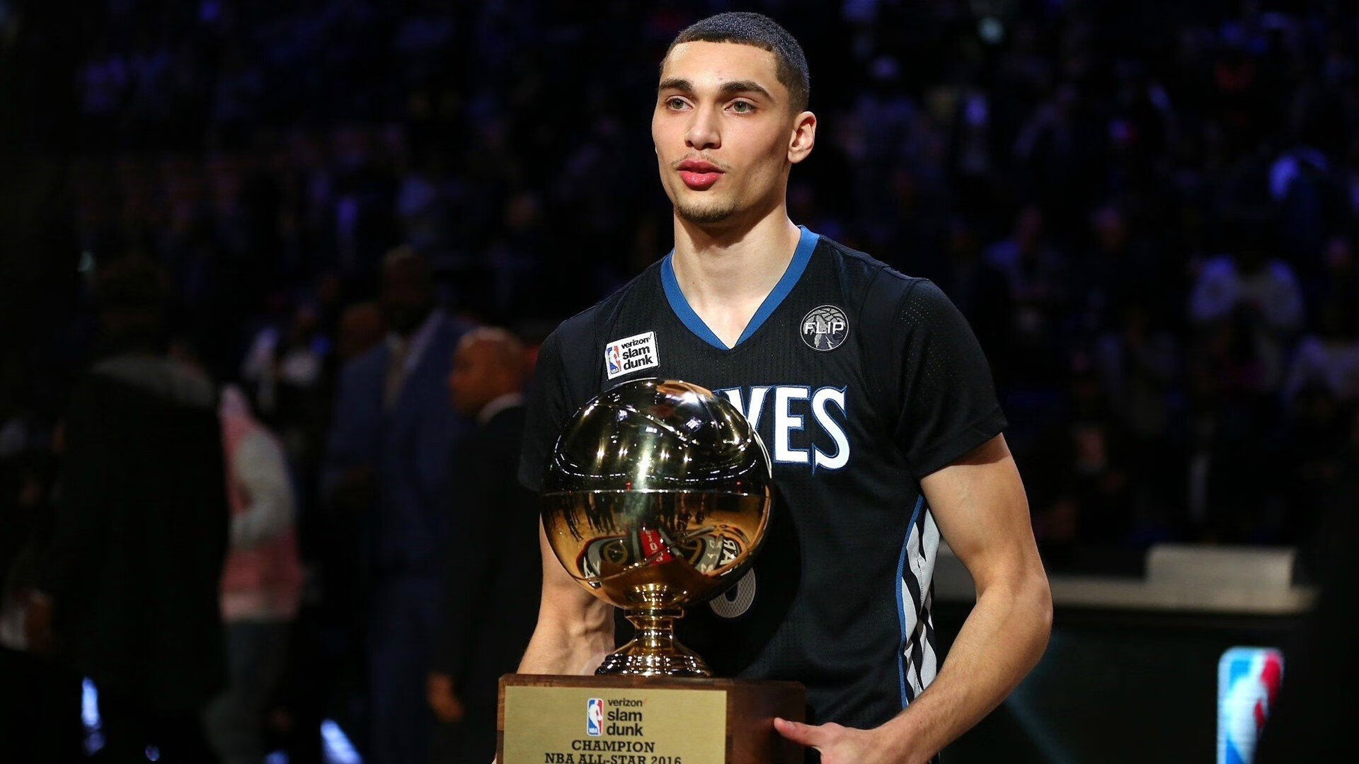 暗流涌动，狂澜谁挽，哈斯绝杀阿斯顿·马丁与维斯塔潘的孤勇之扛